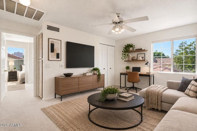 10587 E PALOMINO Road, Scottsdale, AZ 85258