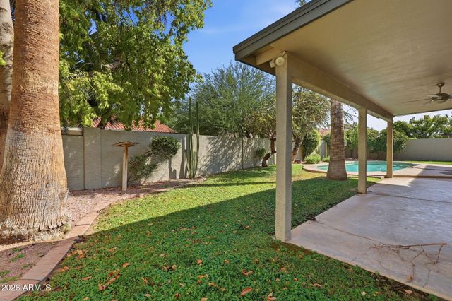 10587 E PALOMINO Road, Scottsdale, AZ 85258