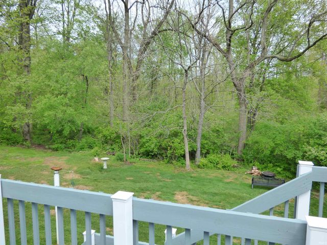6433 Armstrong Drive, South Bend, IN 46614