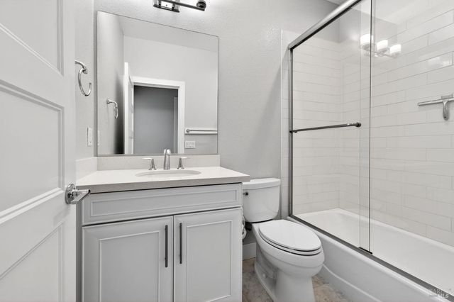 1932 Camino Del Prado, Santa Rosa, CA 95403