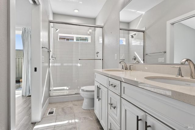 1932 Camino Del Prado, Santa Rosa, CA 95403