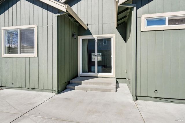 1932 Camino Del Prado, Santa Rosa, CA 95403