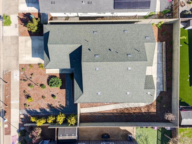 1932 Camino Del Prado, Santa Rosa, CA 95403