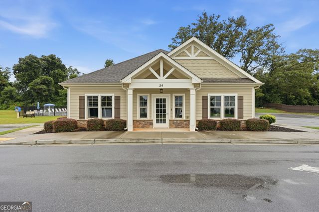 450 Starbuck Parkway, Pendergrass, GA 30567