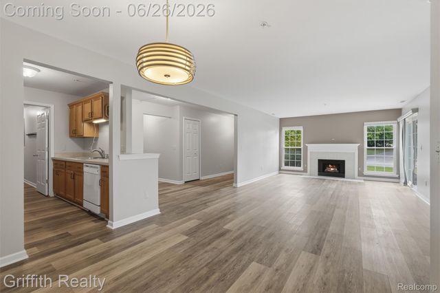 4271 Deeside Drive, Brighton, MI 48116