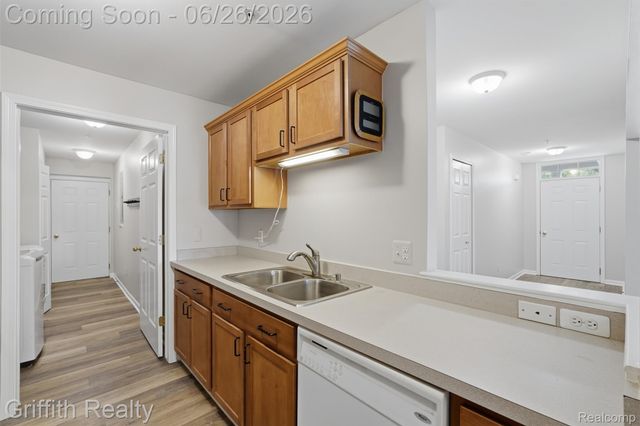 4271 Deeside Drive, Brighton, MI 48116