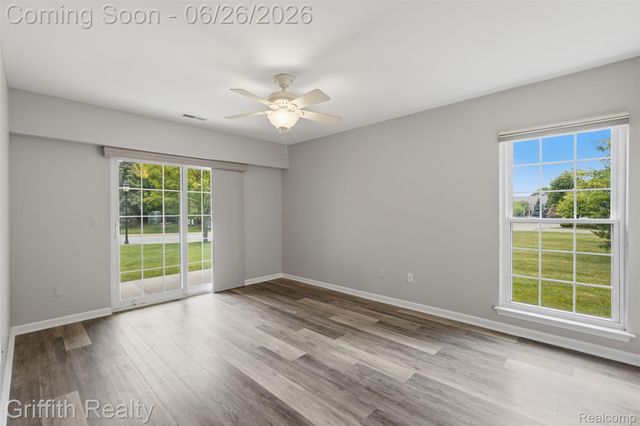 4271 Deeside Drive, Brighton, MI 48116