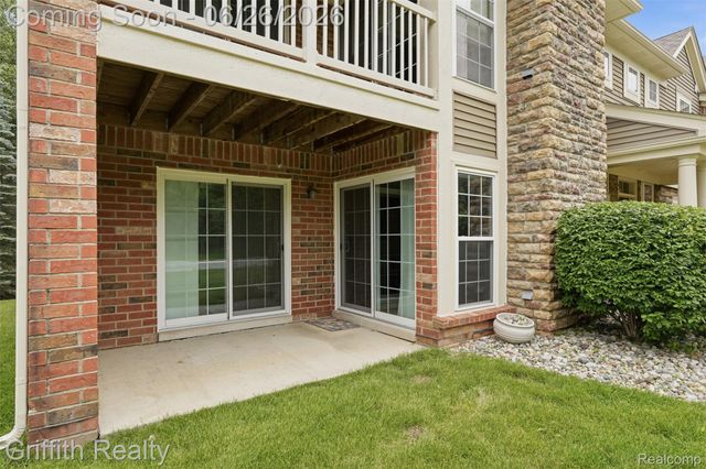 4271 Deeside Drive, Brighton, MI 48116
