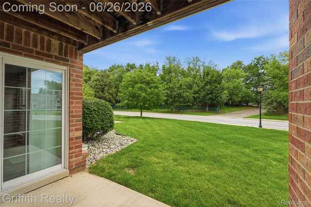 4271 Deeside Drive, Brighton, MI 48116