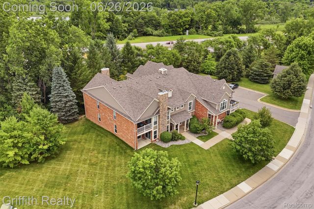 4271 Deeside Drive, Brighton, MI 48116