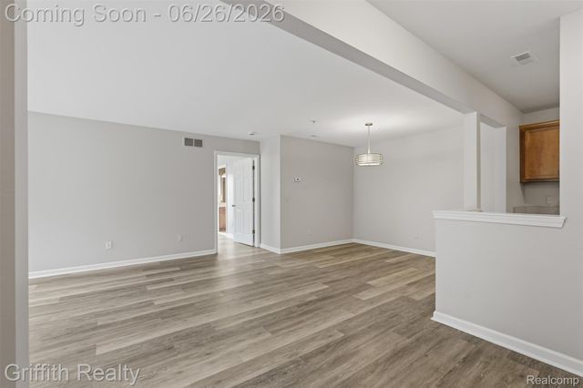 4271 Deeside Drive, Brighton, MI 48116