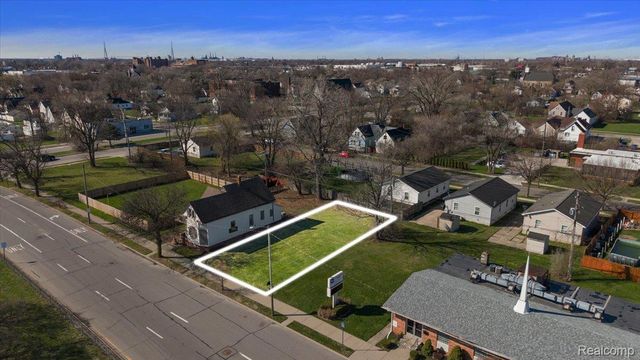 3565 W Jeffries Freeway, Detroit, MI 48208