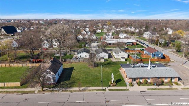 3565 W Jeffries Freeway, Detroit, MI 48208