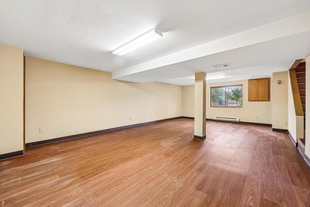810 Summit AVENUE, Waukesha, WI 53188