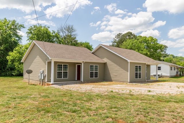 221 Fry Ln, Pulaski, TN 38478