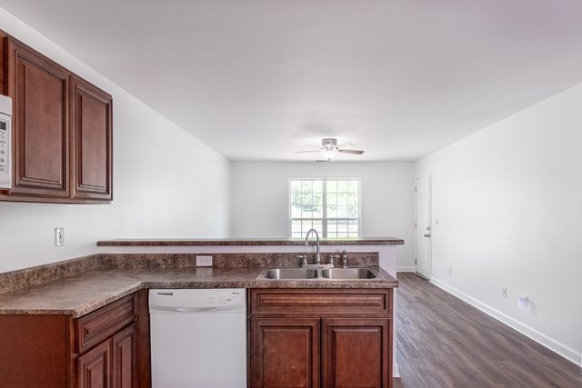 221 Fry Ln, Pulaski, TN 38478