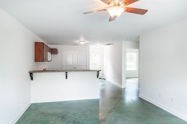 221 Fry Ln, Pulaski, TN 38478