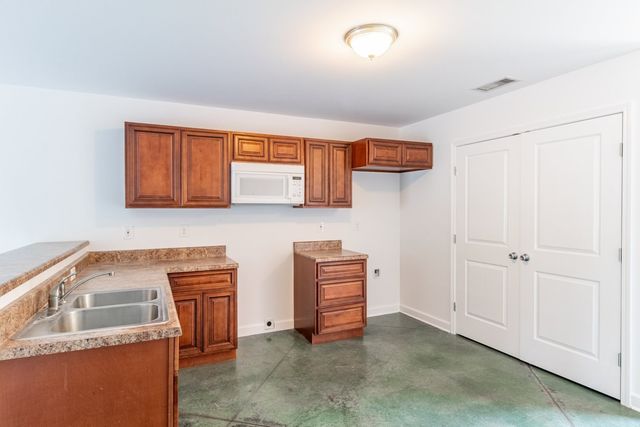 221 Fry Ln, Pulaski, TN 38478