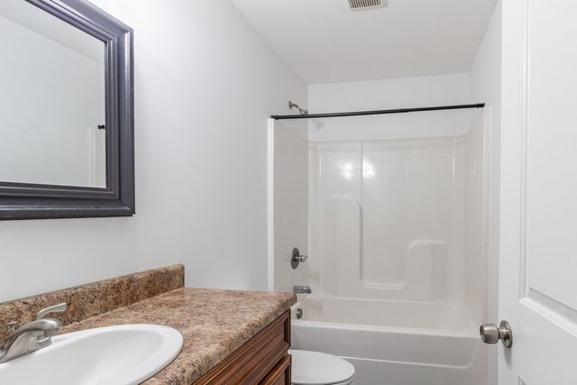 221 Fry Ln, Pulaski, TN 38478