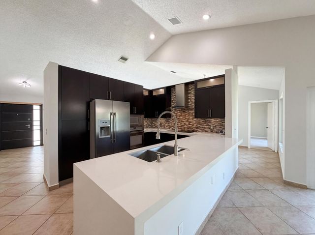 1179 NW 161st Avenue, Pembroke Pines, FL 33028