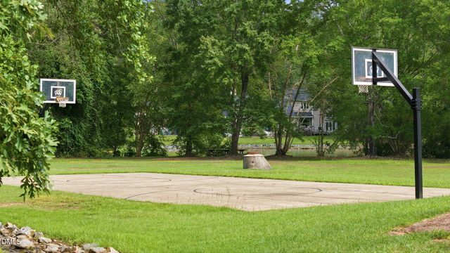 4221 Pin Oak Drive, Durham, NC 27707