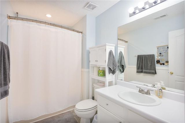 417 Red Coat Lane, Woodstock, GA 30188