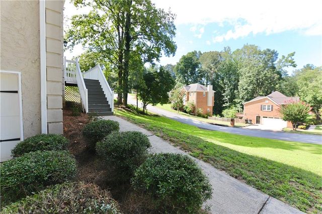 741 Maggie Court, Kennesaw, GA 30144