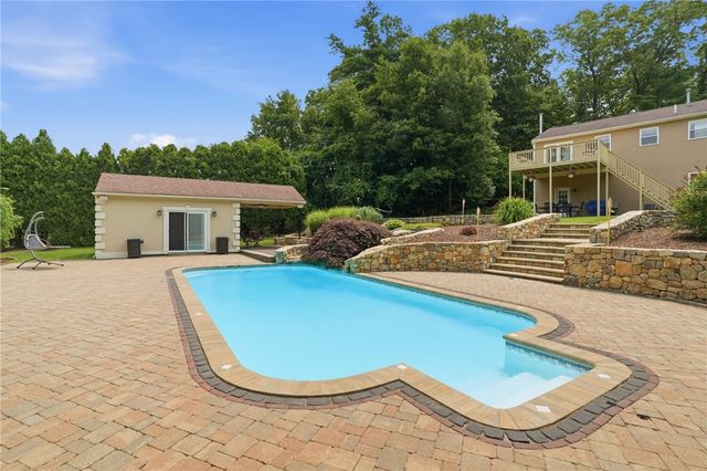 175 Hope Furnace Road, Scituate, RI 02831