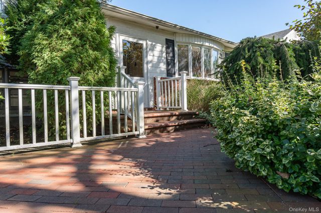 773 Wenwood Drive, East Meadow, NY 11554