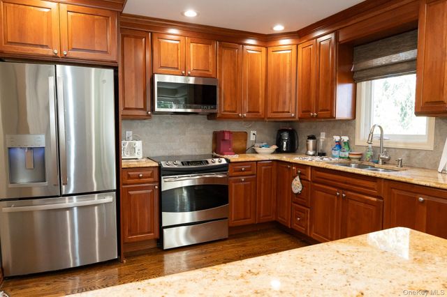 773 Wenwood Drive, East Meadow, NY 11554