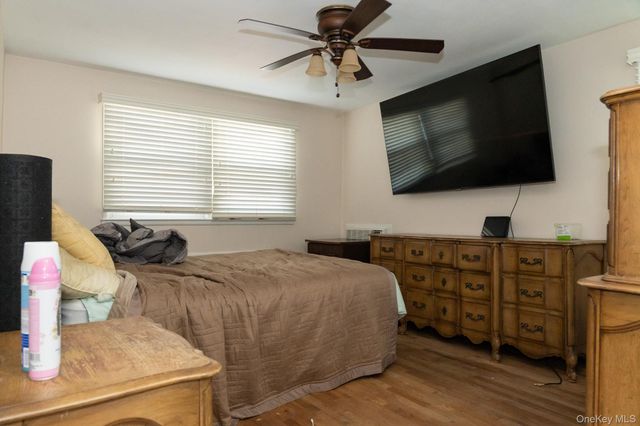 773 Wenwood Drive, East Meadow, NY 11554