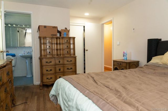 773 Wenwood Drive, East Meadow, NY 11554