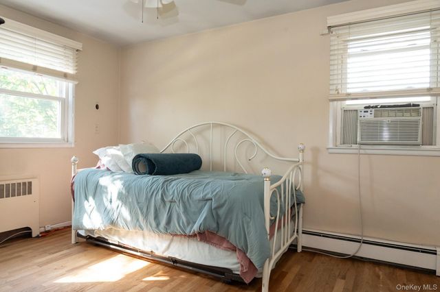 773 Wenwood Drive, East Meadow, NY 11554