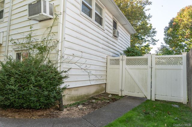 773 Wenwood Drive, East Meadow, NY 11554