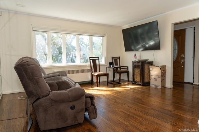 773 Wenwood Drive, East Meadow, NY 11554