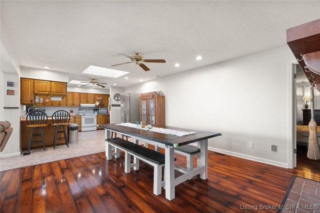 917 Brentwood Court, New Albany, IN 47150