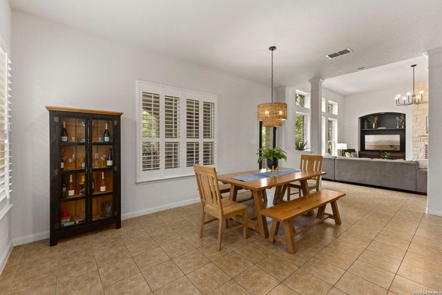 11823 Newton Trail, San Antonio, TX 78253