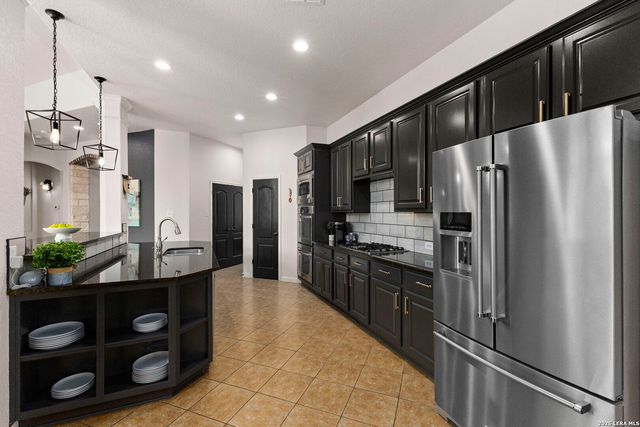 11823 Newton Trail, San Antonio, TX 78253