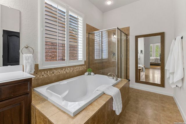 11823 Newton Trail, San Antonio, TX 78253