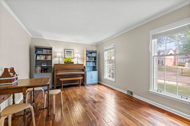 6972 BENT CREEK DR, Germantown, TN 38138