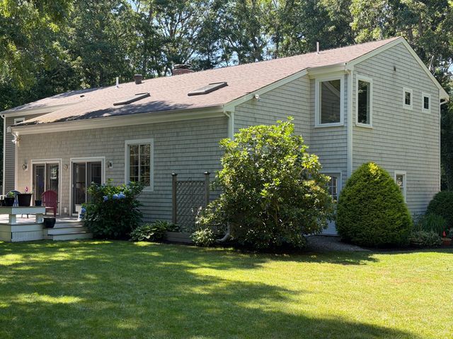 536 Skunknet Road, Centerville, MA 02632