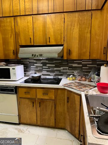 2229 New Clinton Road, Macon, GA 31217