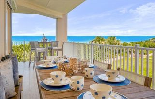 8820 S Sea Oaks Way 202, Vero Beach, FL 32963