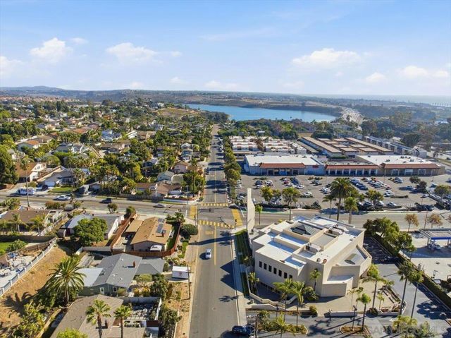 3880 Adams Street, Carlsbad, CA 92008