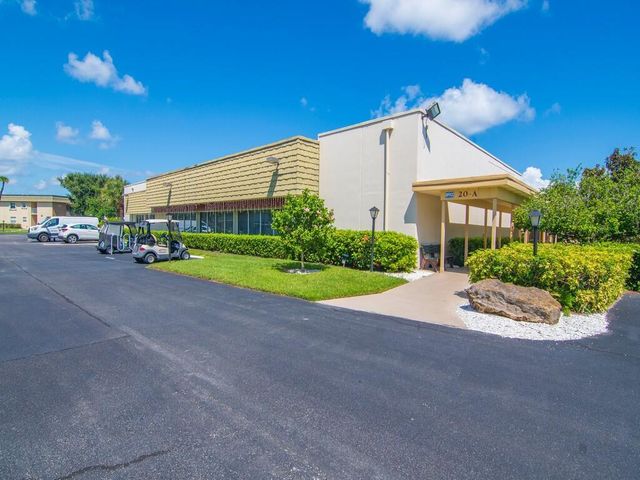 21 Vista Gardens Trail 104, Vero Beach, FL 32962