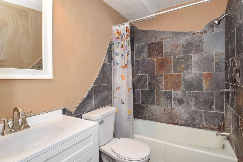 2041 103rd Avenue NW, Coon Rapids, MN 55433 — photo 2