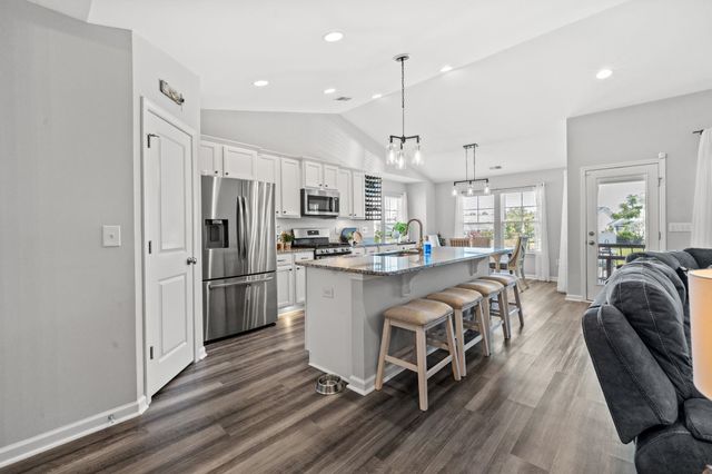 3708 Park Pointe Ave., Little River, SC 29566