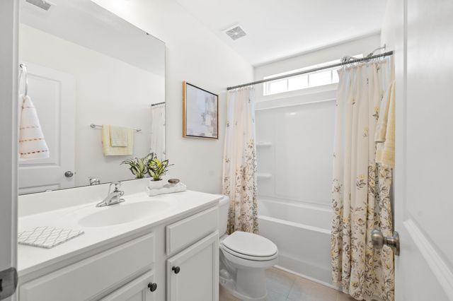 3708 Park Pointe Ave., Little River, SC 29566