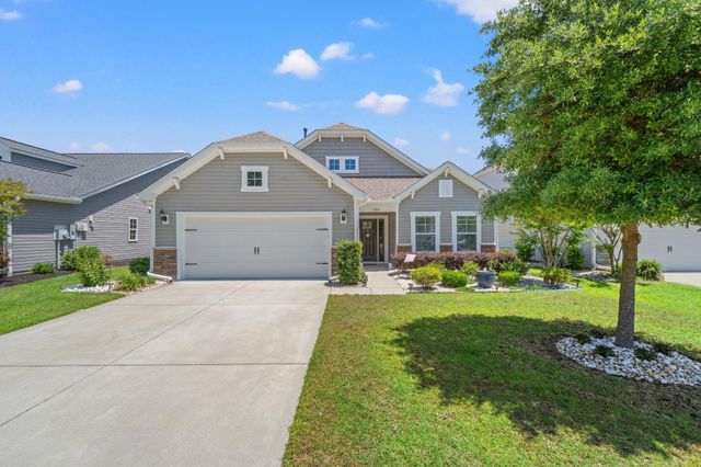 3708 Park Pointe Ave., Little River, SC 29566