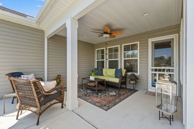 3708 Park Pointe Ave., Little River, SC 29566
